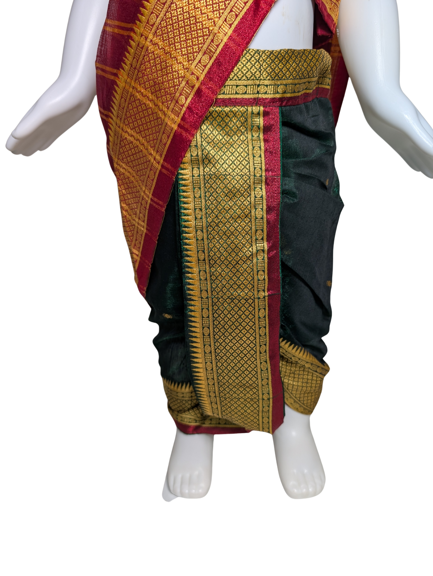Red & Bottle-Green Pre-Stitched Nauvari Saree