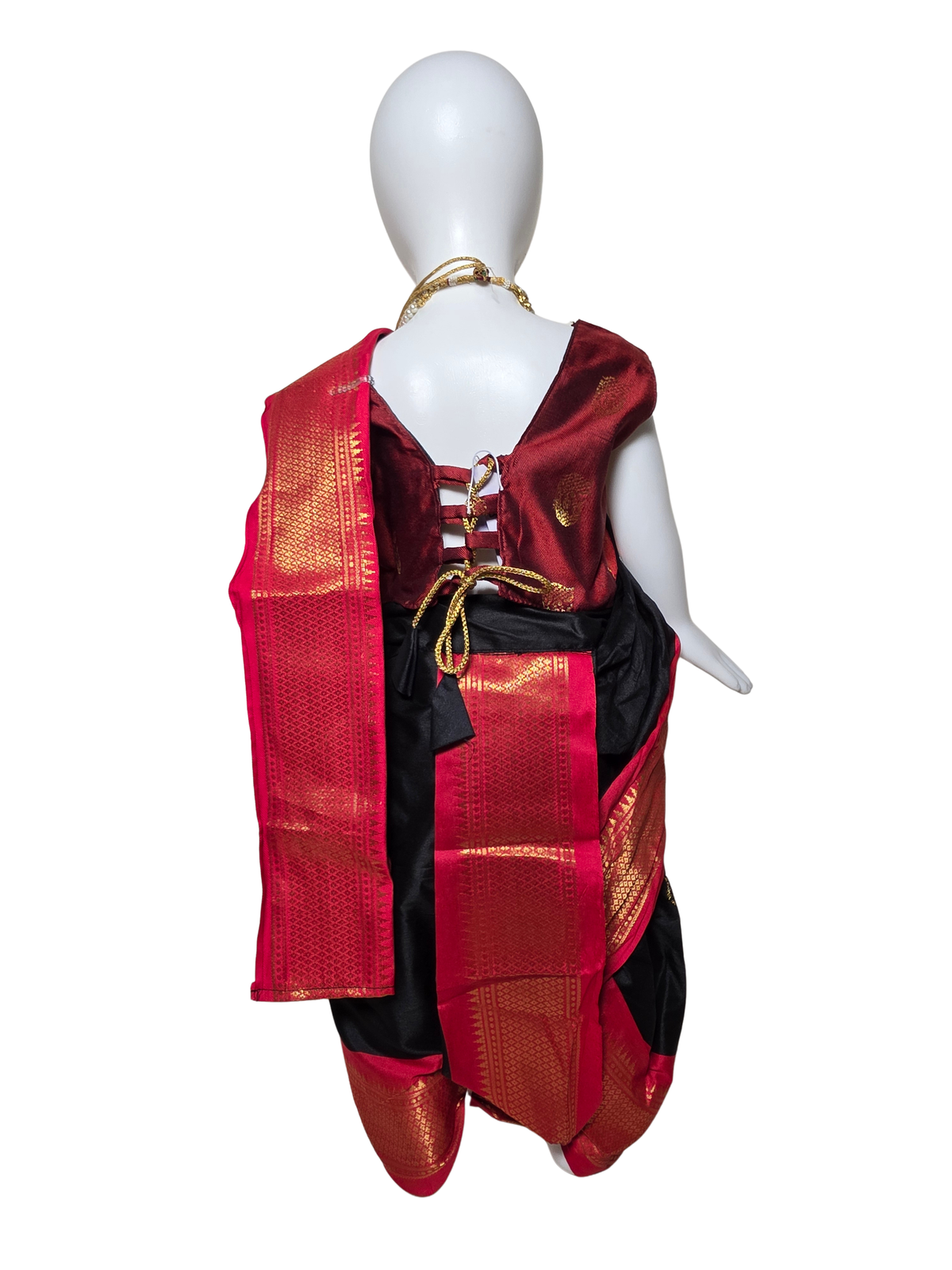 Red & Black Zari Border Nauvari Saree